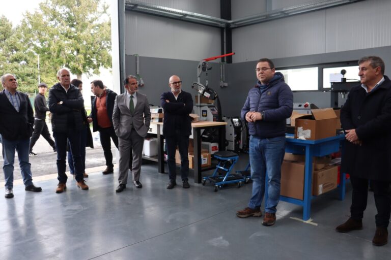 centro-tecnologico-visita-diretor-geral-escolas-cinfães