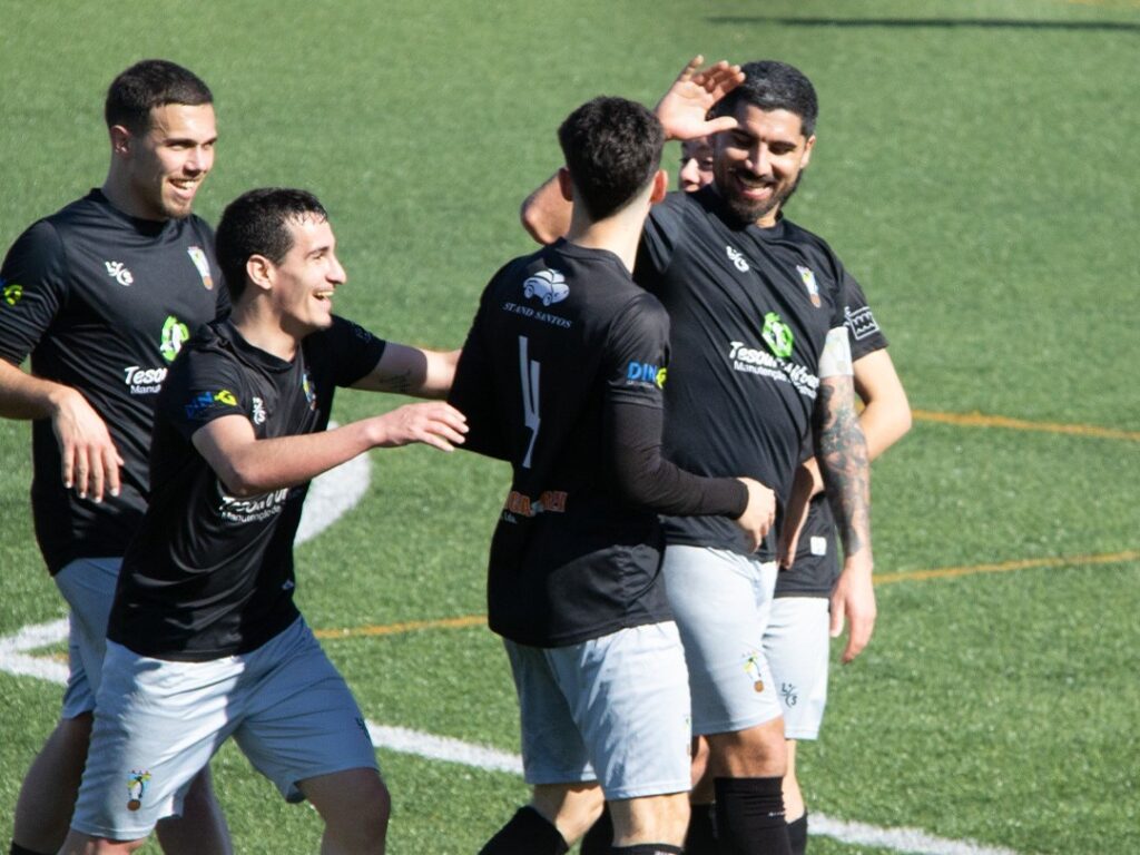  Santacombadense, Piães, Paivense e Santar lideram grupos da Taça da 1ª Divisão de Viseu - Jornal do Centro
