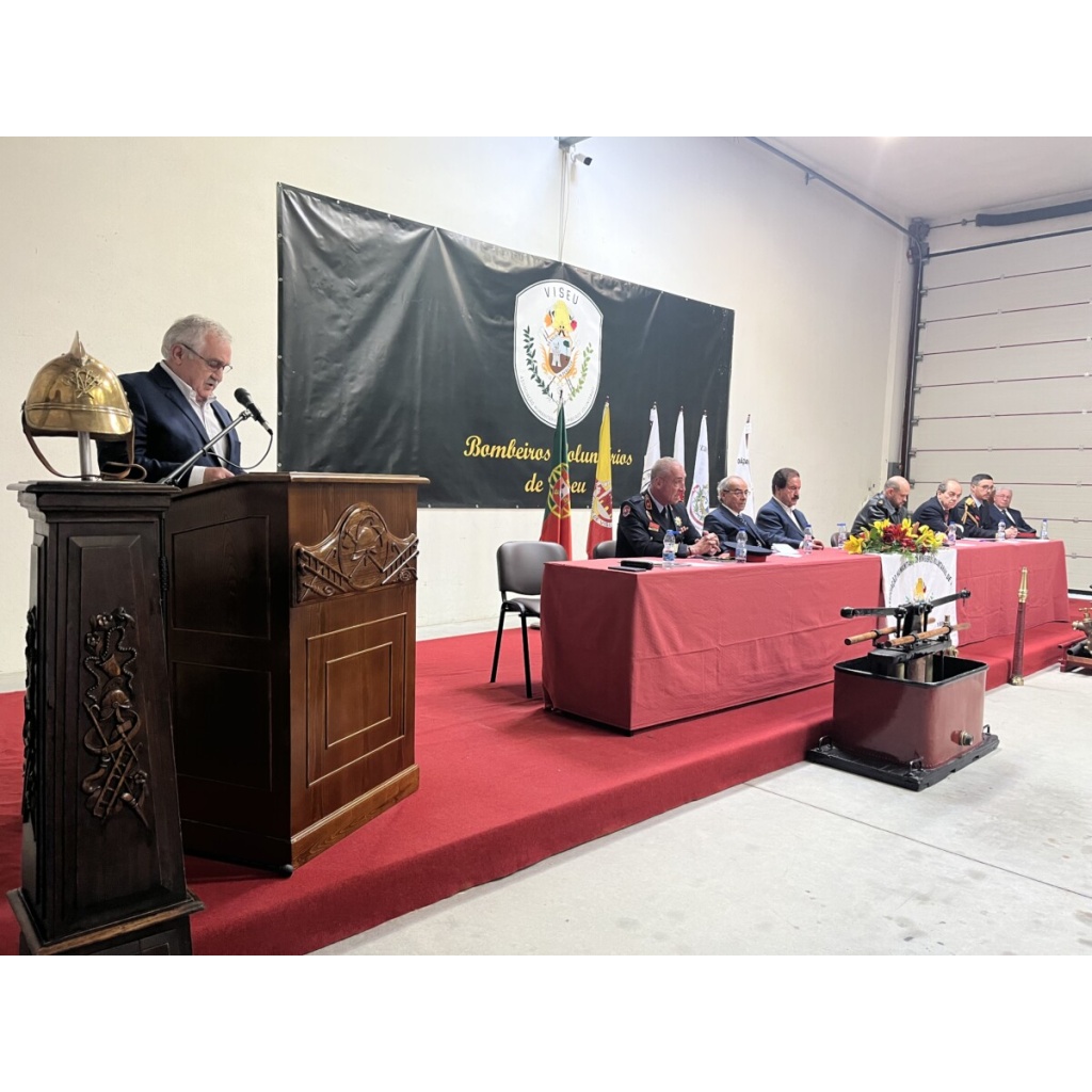  Bombeiros Voluntários de Viseu celebram 139 anos com tributo, reconhecimento e mensagens de alerta - Jornal do Centro