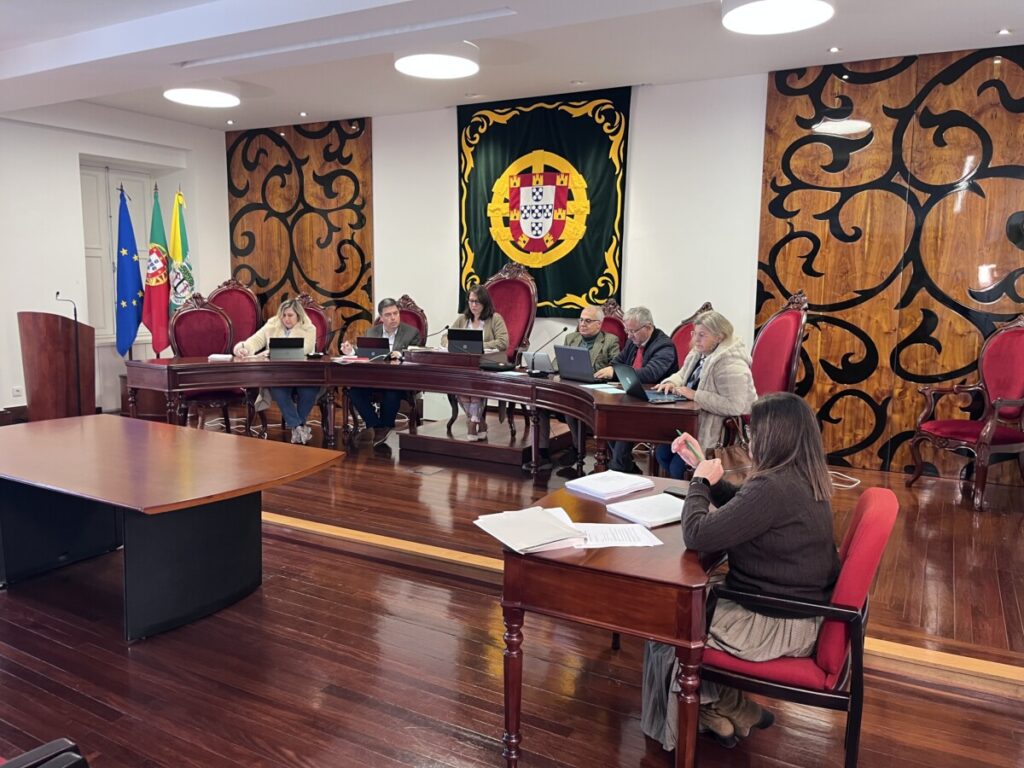  Câmara de Tondela dá mais de 45 mil euros a instituições sociais e fábricas de igrejas - Jornal do Centro