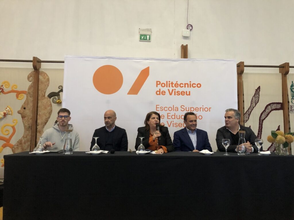  No 42.º aniversário da ESEV ficou a mensagem “todos somos escola” - Jornal do Centro