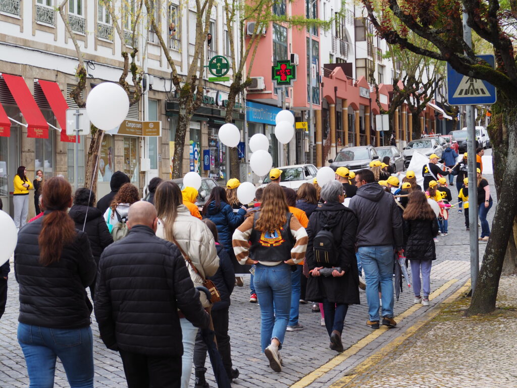  Viseu recebe caminhada em defesa da vida humana - Jornal do Centro