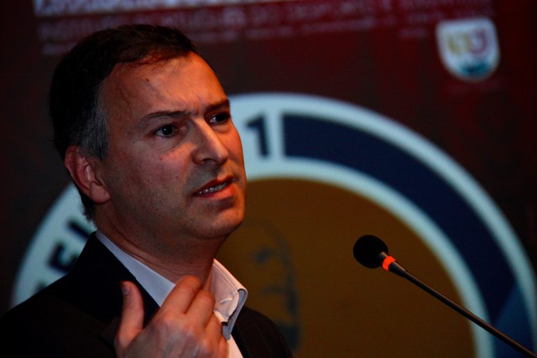  “Com pés assentes no chão”, presidente do Viseu 2001 promete clube a dialogar com todos - Jornal do Centro