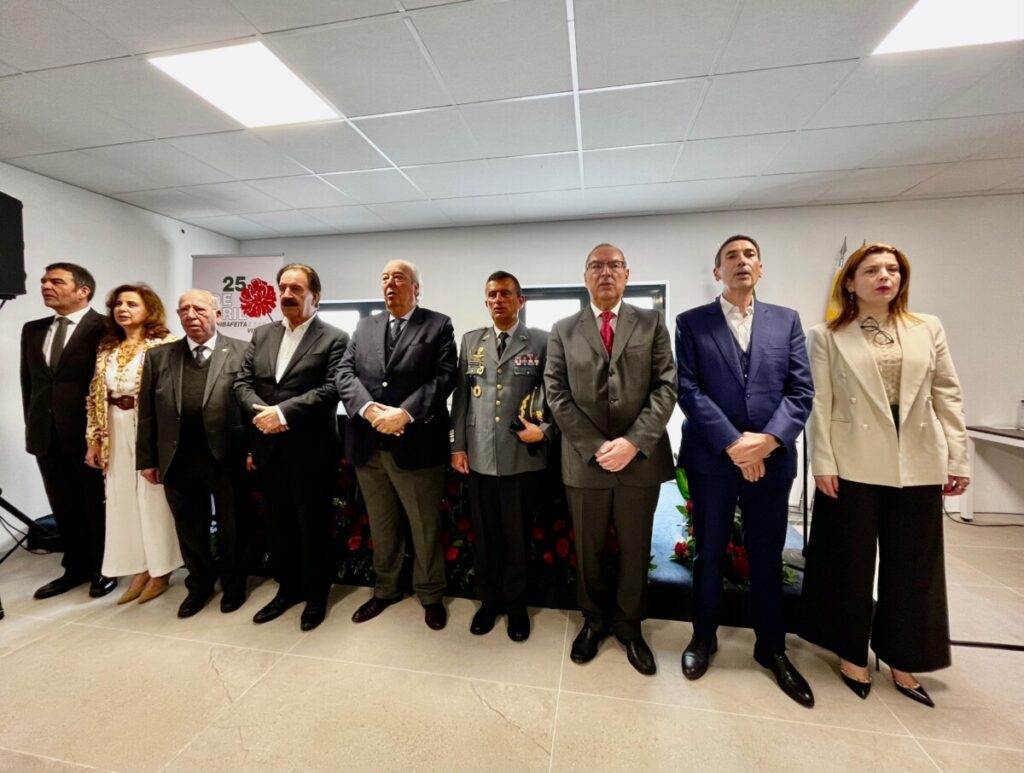  25 de Abril: Democracia, poder local e novos desafios marcam sessão solene da Assembleia Municipal de Viseu - Jornal do Centro