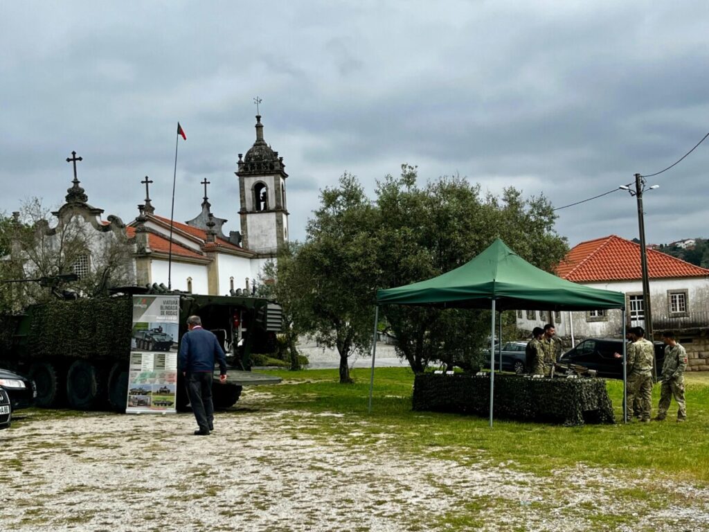  25 de Abril: Democracia, poder local e novos desafios marcam sessão solene da Assembleia Municipal de Viseu - Jornal do Centro
