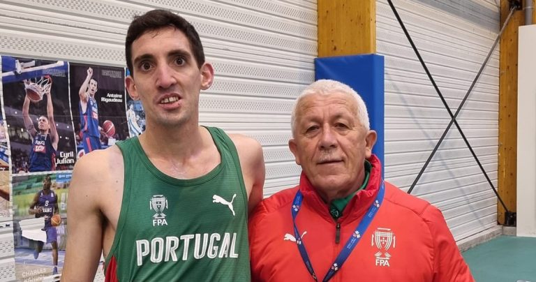  Cristiano Pereira faz o “tri” na Europa. “Transcende-se e mostra-nos que não há barreiras”, diz treinador - Jornal do Centro