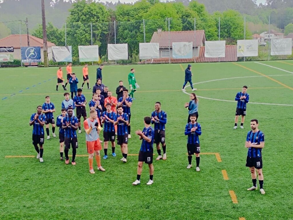  Resende – Oliveira de Frades e Lamelas – Carregal do Sal nas ‘meias’ da Taça de Viseu - Jornal do Centro