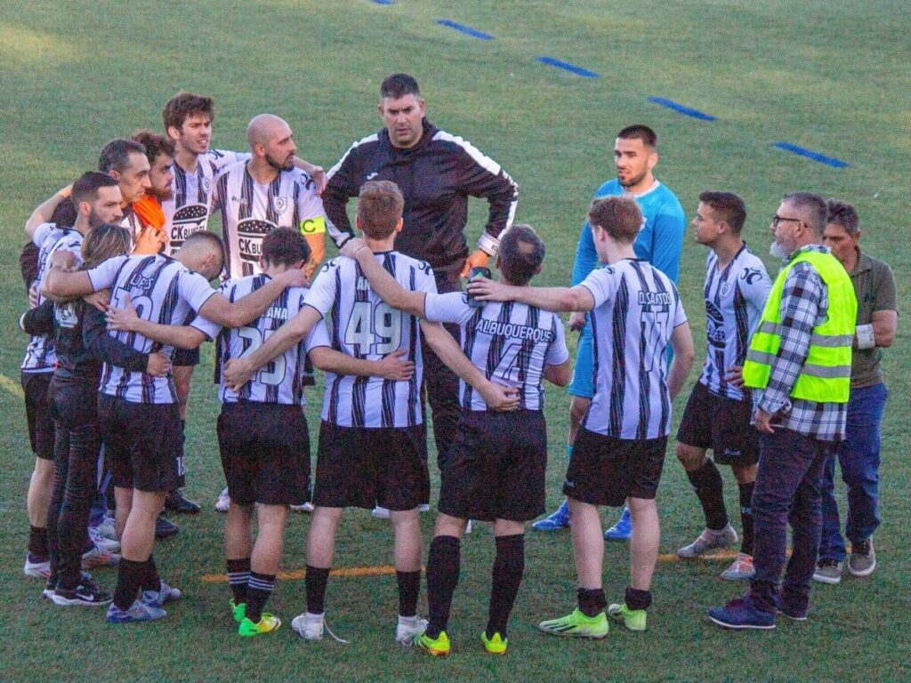  Lamego e Santacruzense juntam-se aos apurados para os ‘quartos’ da Taça da 1ª Distrital de Viseu - Jornal do Centro