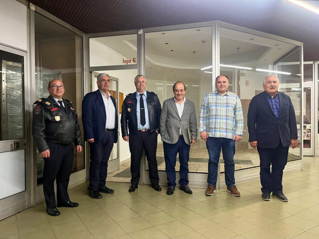  A celebrar 50 anos, Federação dos Bombeiros do Distrito de Viseu recebe sede - Jornal do Centro