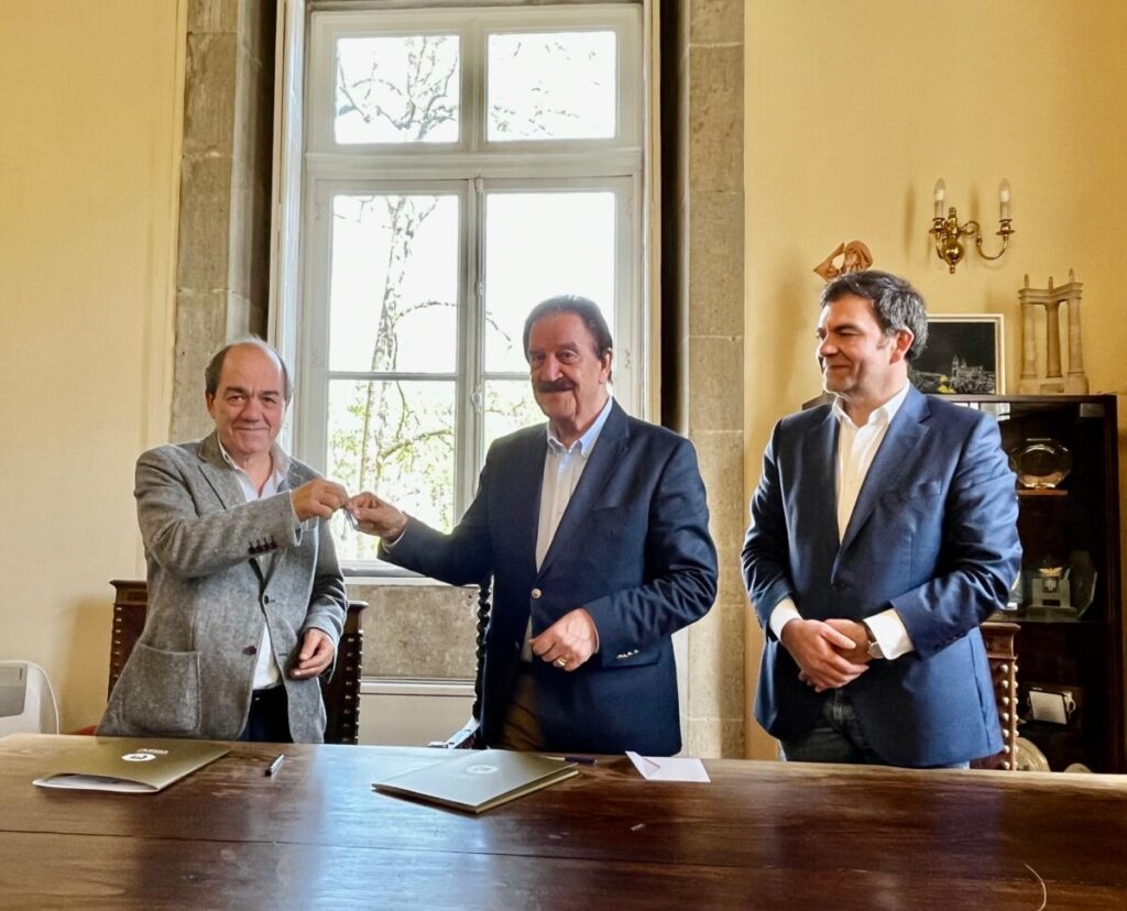  A celebrar 50 anos, Federação dos Bombeiros do Distrito de Viseu recebe sede - Jornal do Centro