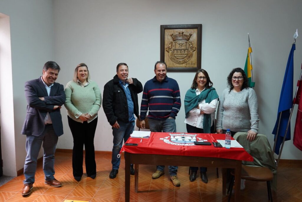  Tondela: Freguesia de Ferreirós do Dão adapta sede para ajudar à mobilidade dos cidadãos - Jornal do Centro
