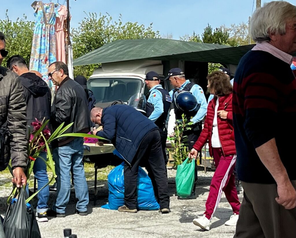  PSP e ASAE apreendem material na feira semanal de Viseu - Jornal do Centro