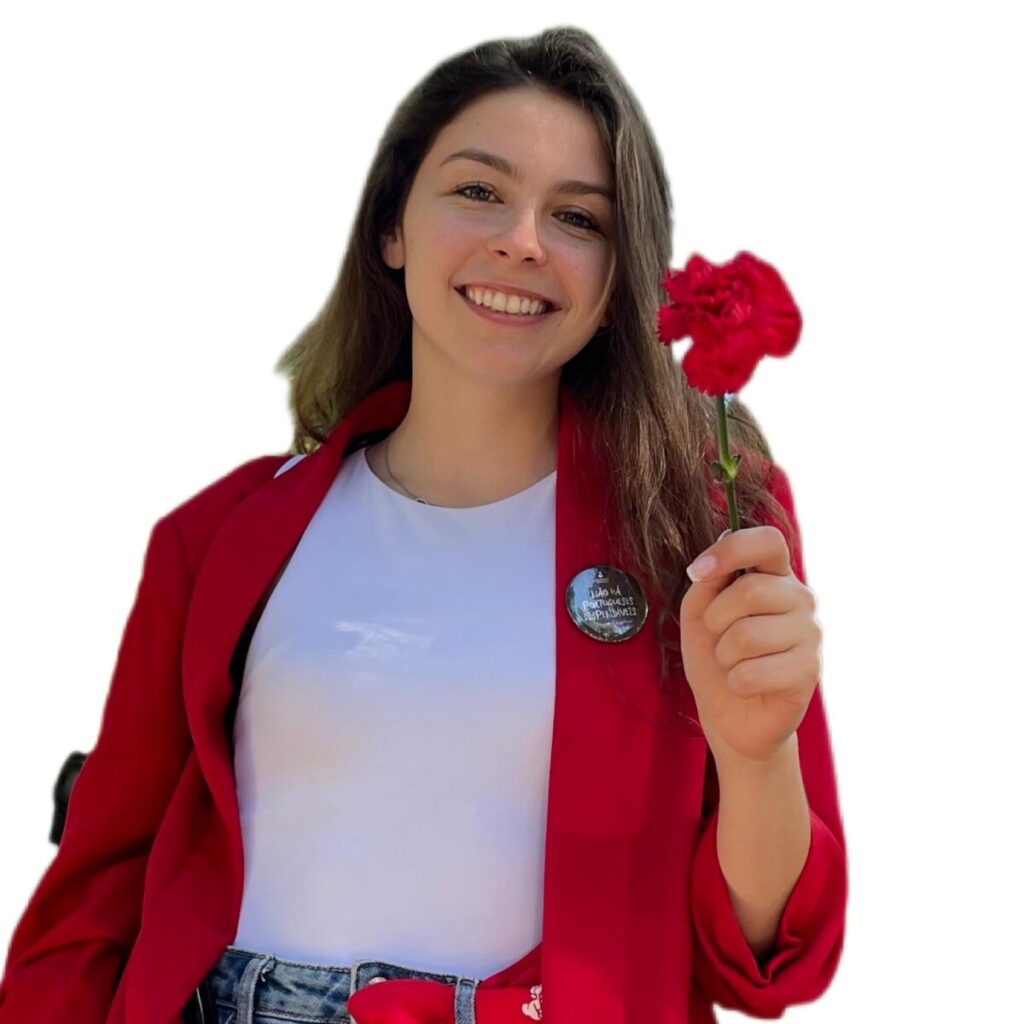  Não é juventude a mais. É democracia a menos - Jornal do Centro