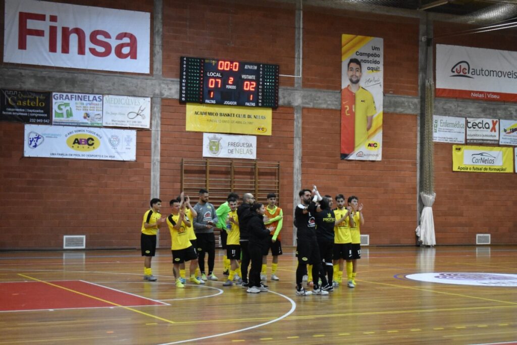  ABC de Nelas perde e falha objetivo do play-off, São Martinho Mouros desce de divisão - Jornal do Centro