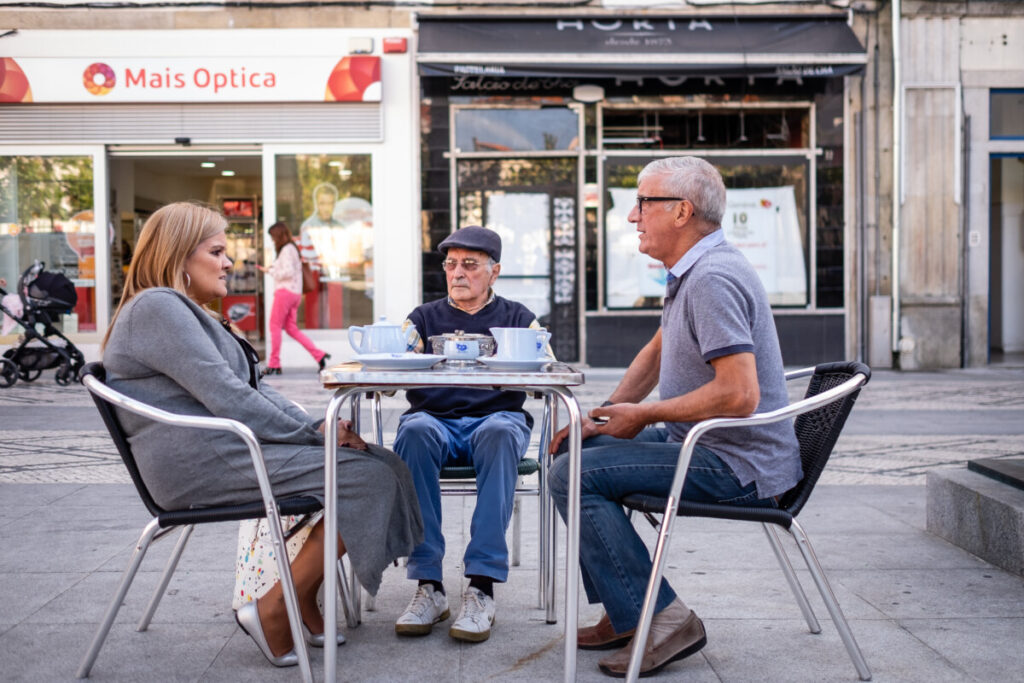  No Dia Nacional dos Cafés Históricos, percorremos Viseu e revisitamos o Horta, a Santos e a Versailles - Jornal do Centro