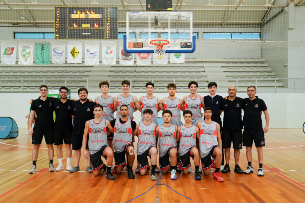  CD Gumirães faz história na fase final nacional de sub-18 masculinos - Jornal do Centro