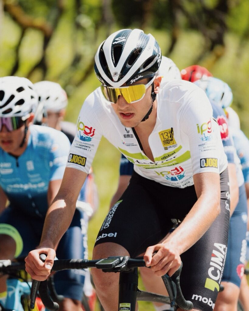  Ciclista da Tavfer pedala em dois percursos: o curso de medicina e o ciclismo profissional - Jornal do Centro