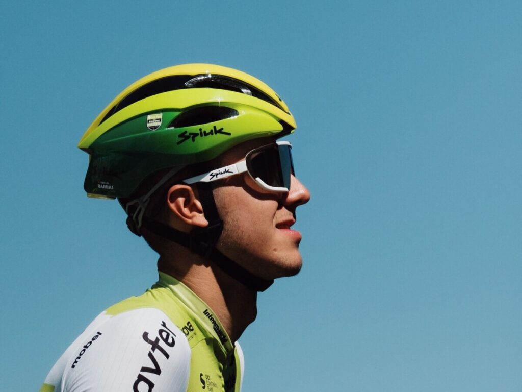  Ciclista da Tavfer é décimo na Volta a Portugal do Futuro - Jornal do Centro