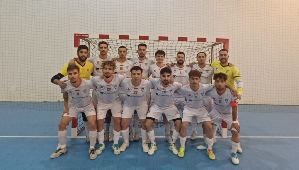  Futsal/Viseu: Pedreles sagra-se campeão distrital - Jornal do Centro