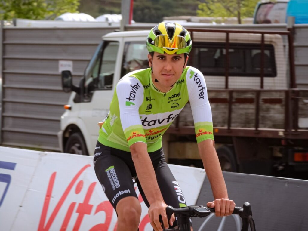 rafael barbas tavfer 2025 Ciclista da Tavfer pedala em dois percursos: o curso de medicina e o ciclismo profissional - Jornal do Centro