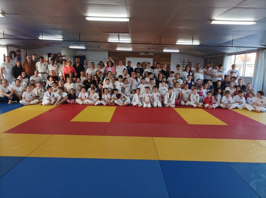  Viseu Academia de Judo consegue duas medalhas em Castelo Branco - Jornal do Centro