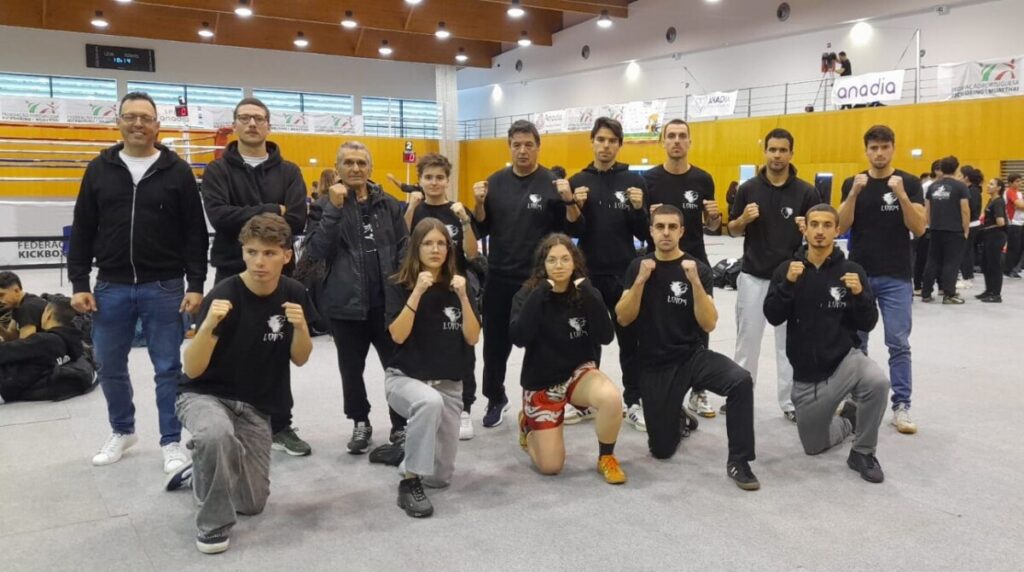  Onze atletas da Associação Loios de Tondela sagram-se campeões da zona centro - Jornal do Centro