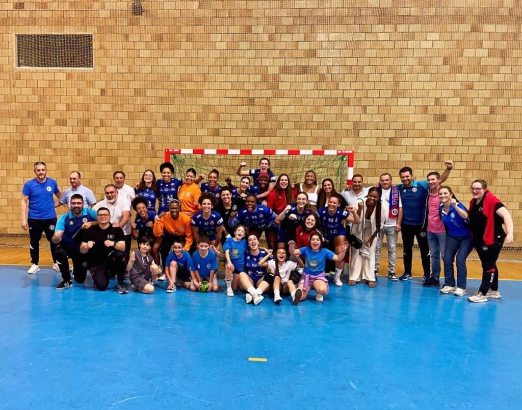  Academia de Andebol de São Pedro do Sul apura-se para as competições europeias - Jornal do Centro