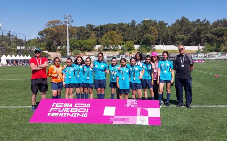 Agrupamento de Escolas de Santa Comba Dão festa do futebol feminino web