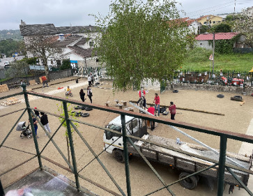  Viseu: Escola de Bigas tem novo recreio após intervenção da comunidade - Jornal do Centro