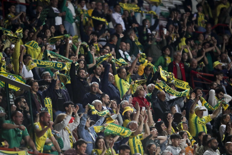 Futebol União de Leiria vs Tondela