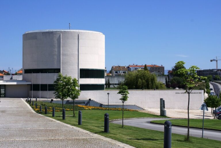 Escola Superior de Tecnologia e Gestão de Viseu