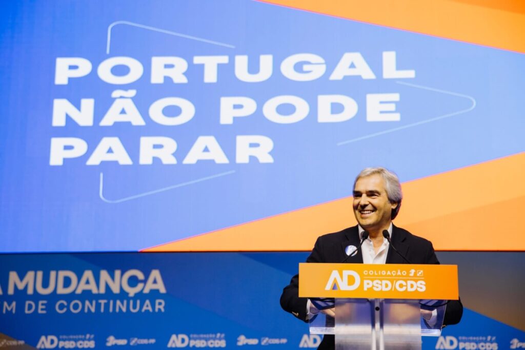  Legislativas’25: Em Viseu, Leitão Amaro diz que votar IL “retira força” ao primeiro-ministro - Jornal do Centro