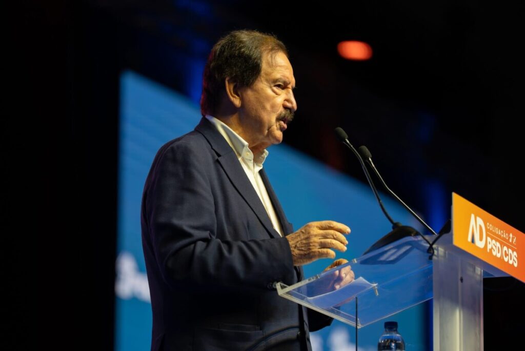  Legislativas’25: Em Viseu, Leitão Amaro diz que votar IL “retira força” ao primeiro-ministro - Jornal do Centro