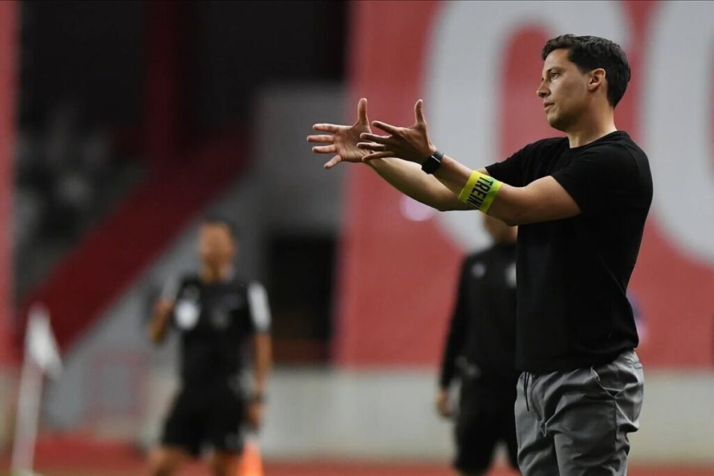  Sucesso do treinador do Tondela não surpreende clube onde começou - Jornal do Centro