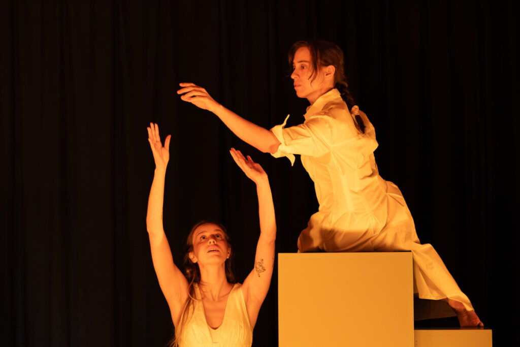  Círculo de Criação contemporânea de Viseu recebe nova peça de teatro “Tudo o que existe” - Jornal do Centro