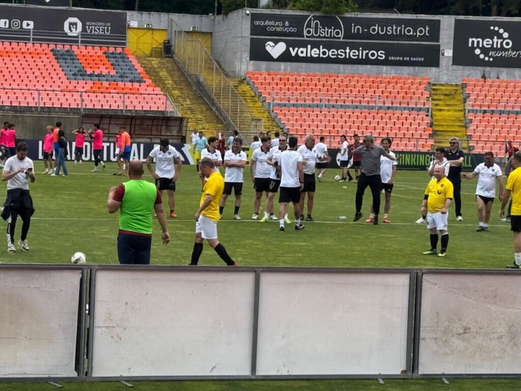  Académico de Viseu reforça equipa fora das quatro linhas com apoio dos patrocinadores - Jornal do Centro