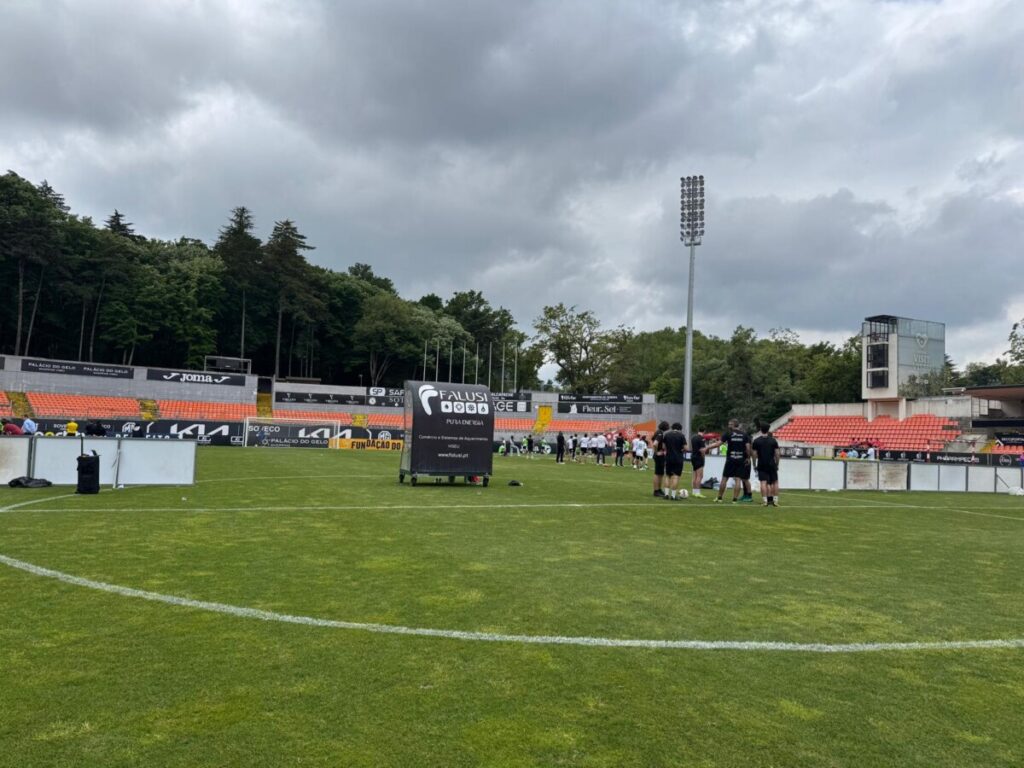 fontelo bola académico estádio Image 2025-05-18 at 173450-15