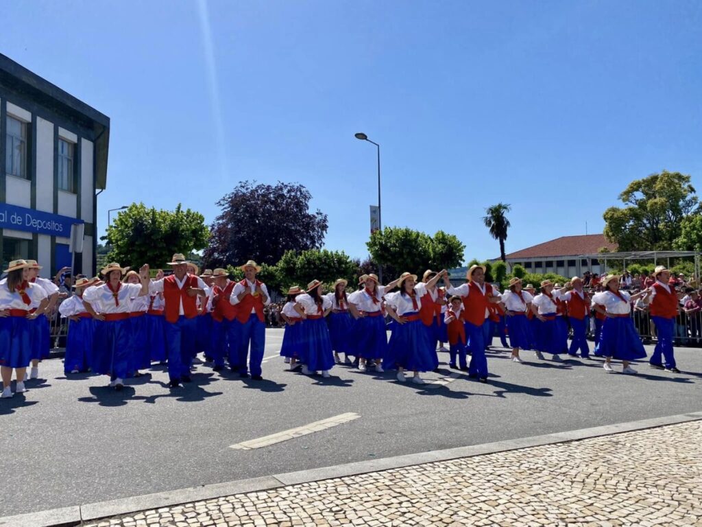 Centenas de pessoas esperadas na Marcha das Cerejas de Resende - Jornal do Centro