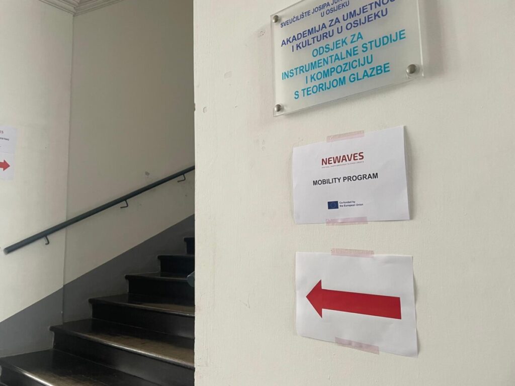  Académico de Moimenta da Beira reflete sobre rádio, jornalismo e futuro em projeto europeu - Jornal do Centro