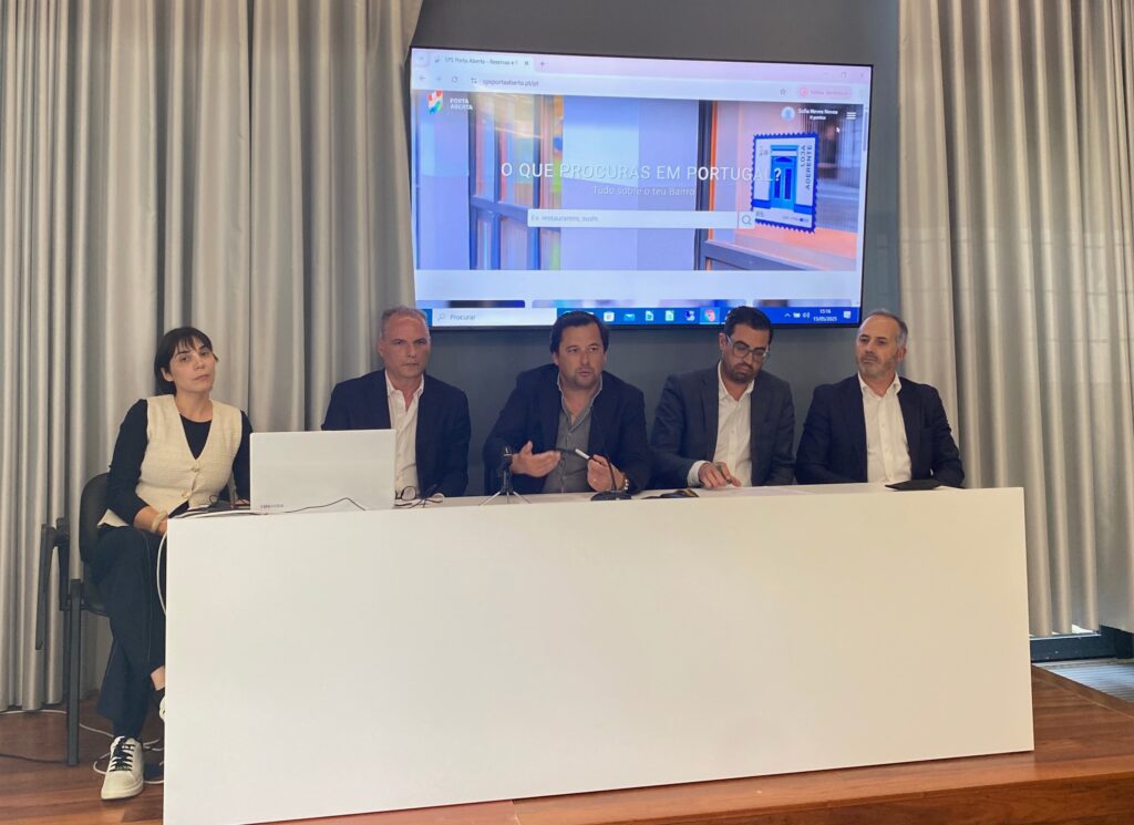 Cerca de 50 comerciantes reunidos no bairro digital de São Pedro do Sul - Jornal do Centro