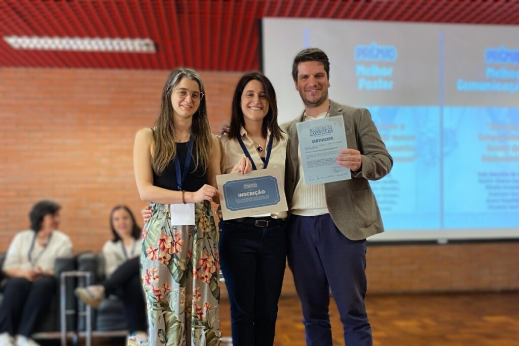  Pediatras do Hospital de Viseu recebem prémio em congresso da medicina do adolescente - Jornal do Centro