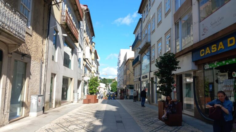 uma tarde em viseu cidade sol calor 2
