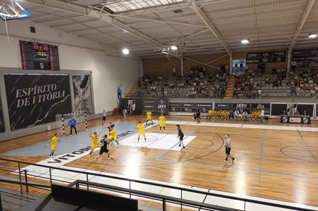  Internacional Português de V.N. de Paiva no jogo de despedida da lenda do andebol, Nuno Silva - Jornal do Centro