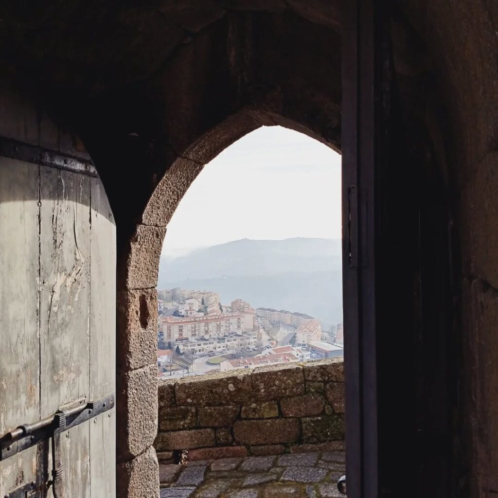 Castelo de Lamego: fortaleza com histórias de princesas, mouros e cavaleiros, um deles conhecido em toda a Península Ibérica - Jornal do Centro