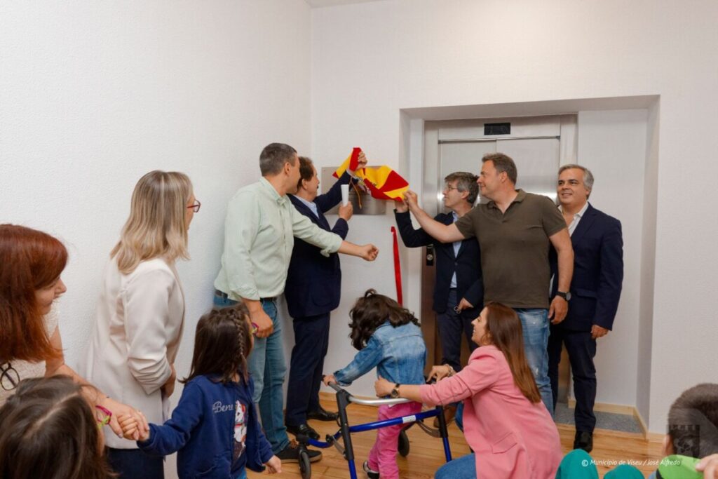 Elevador melhora acessibilidades na Escola de Tondelinha em Viseu - Jornal do Centro