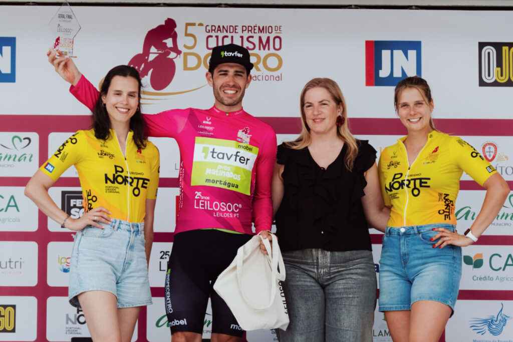 Ciclista da equipa de Mortágua ganha camisola na última etapa do Grande Prémio Douro Internacional - Jornal do Centro