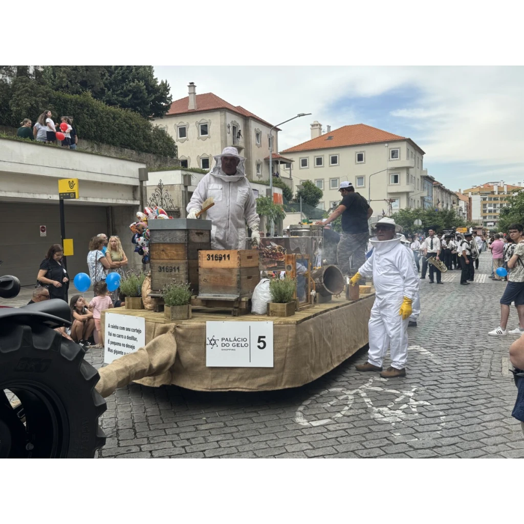  Até quem não é trambelo se sente trambelo no dia das Cavalhadas de Vildemoinhos - Jornal do Centro