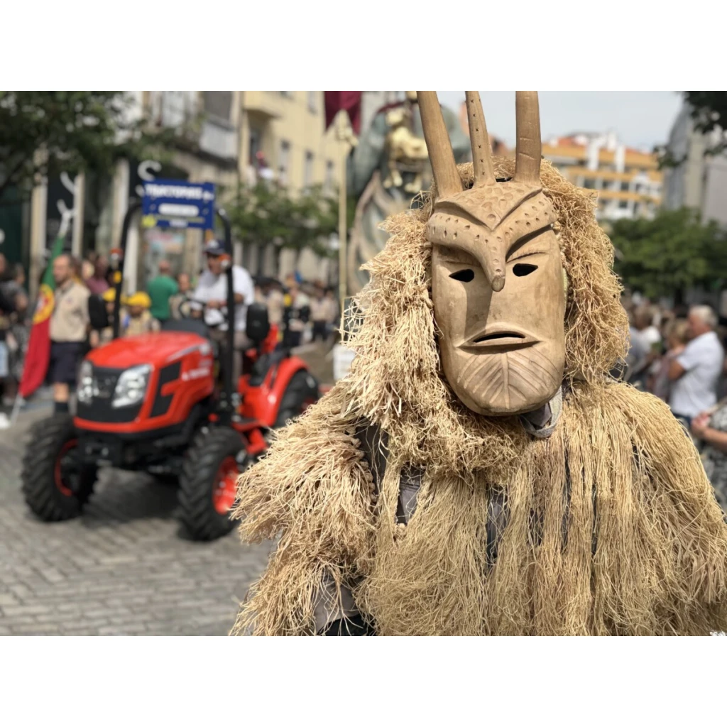  Até quem não é trambelo se sente trambelo no dia das Cavalhadas de Vildemoinhos - Jornal do Centro