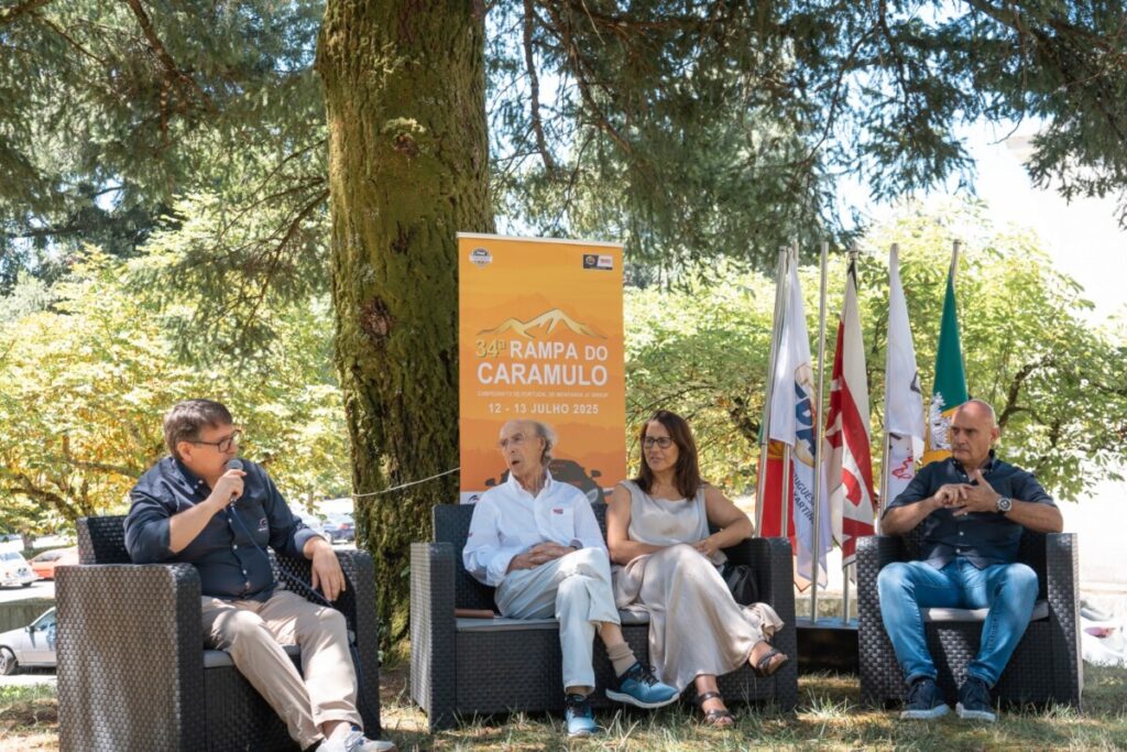  Mais de meia centena de pilotos e milhares de visitantes na mítica Rampa do Caramulo - Jornal do Centro