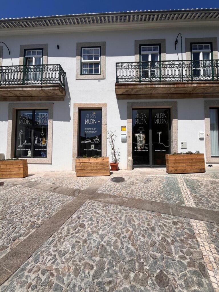  Viseu recebe Aura Nuda: um novo espaço de design, lifestyle e experiência sensorial - Jornal do Centro